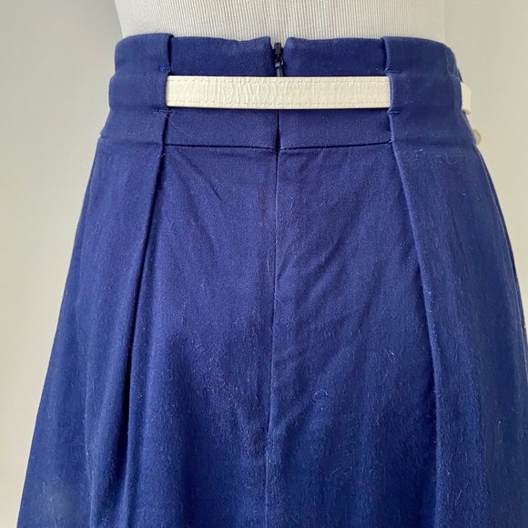 Review Skirt With Belt - Picture 5 of 7